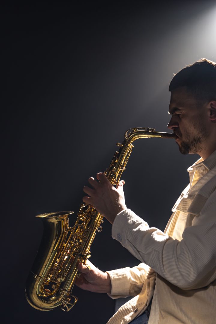 Saxophonist Category Logo