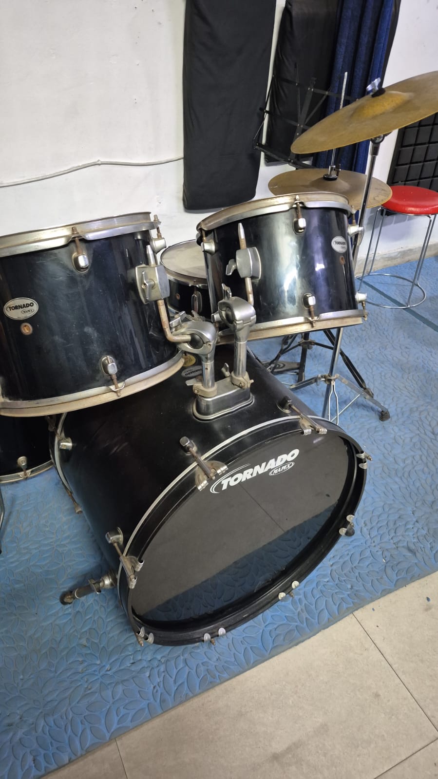 Mapex Tornado Acoustic Drums Alternate View